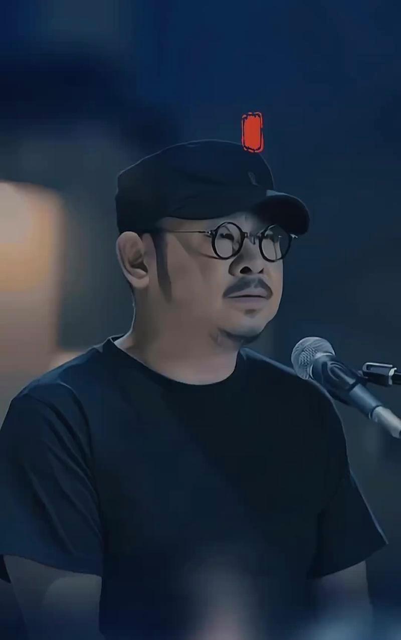 爱游戏下载-包含Uzi迎来二十赛季出色发挥,篮网观众热烈欢呼!赢得满堂喝彩的词条